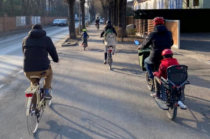 Alba, con “Bike 2 school” due giornate per stimolare i giovani a muoversi su due ruote
